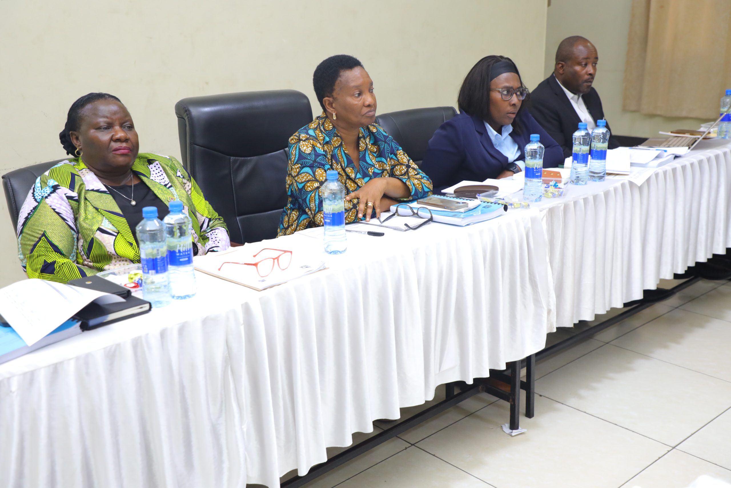 WAJUMBE WA BARAZA TNMC KATIKA KIKAO KUSIKILIZA TUHUMA ZA KITAALUMA